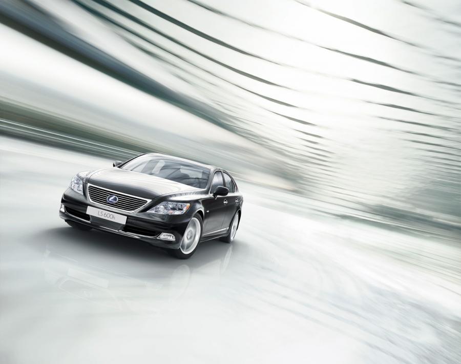  Lexus LS600h L 2007 года  (фото 176 из 224)